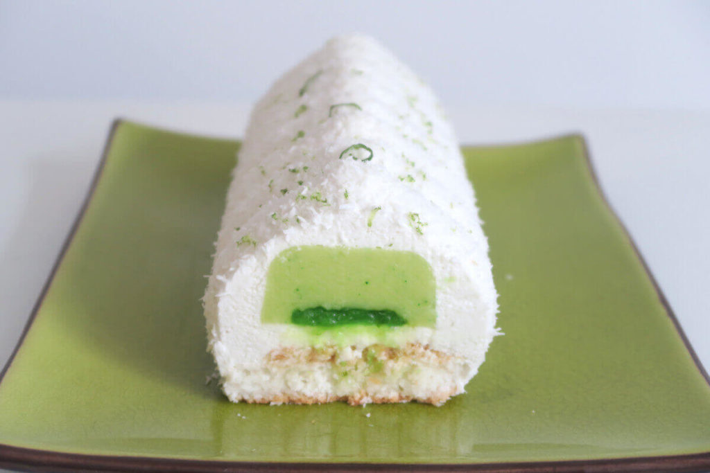 Bûche de Noël noix de coco et citron vert