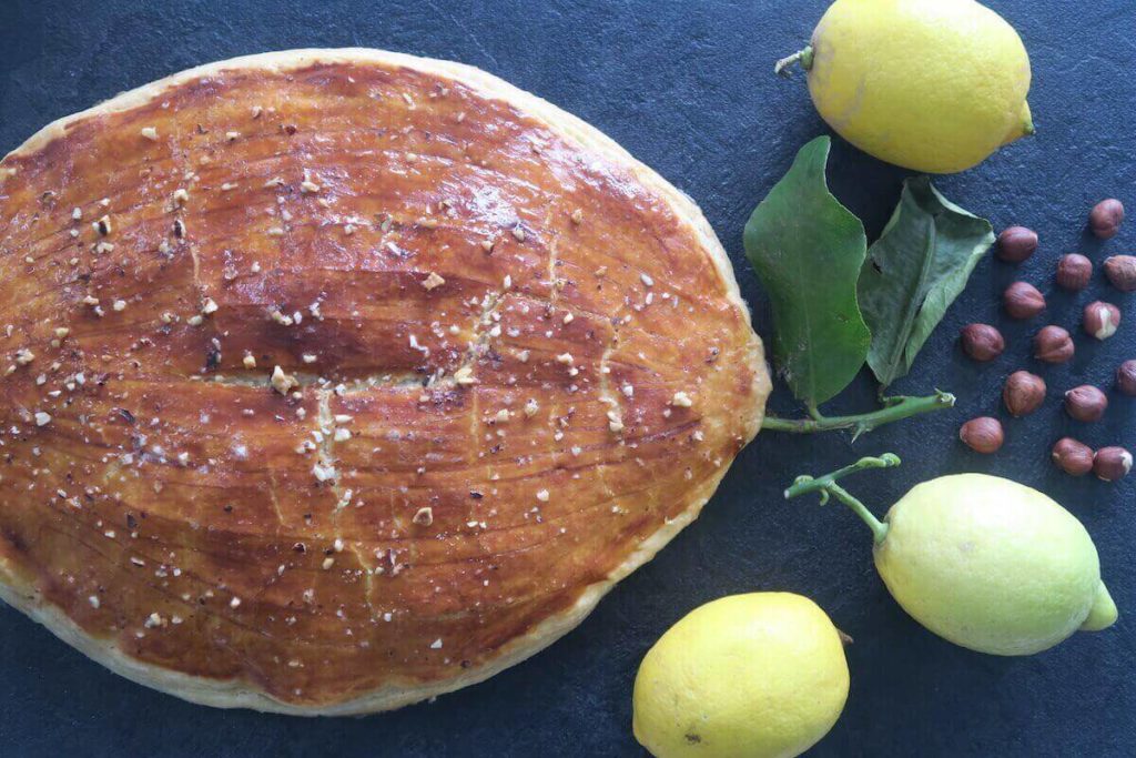 Galette des rois au citron et à la noisette