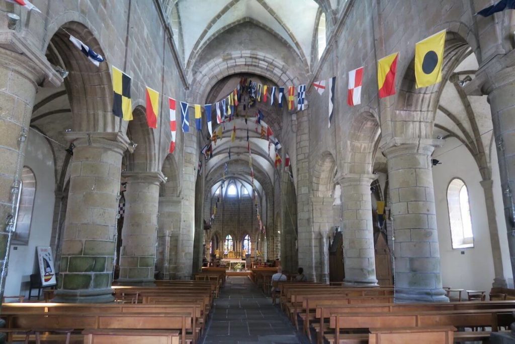 Normandie - L'intérieur de l'église